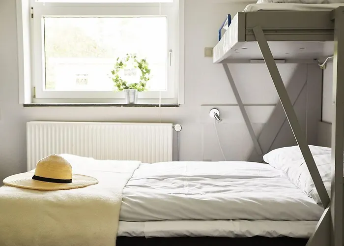 Danhostel Тённер